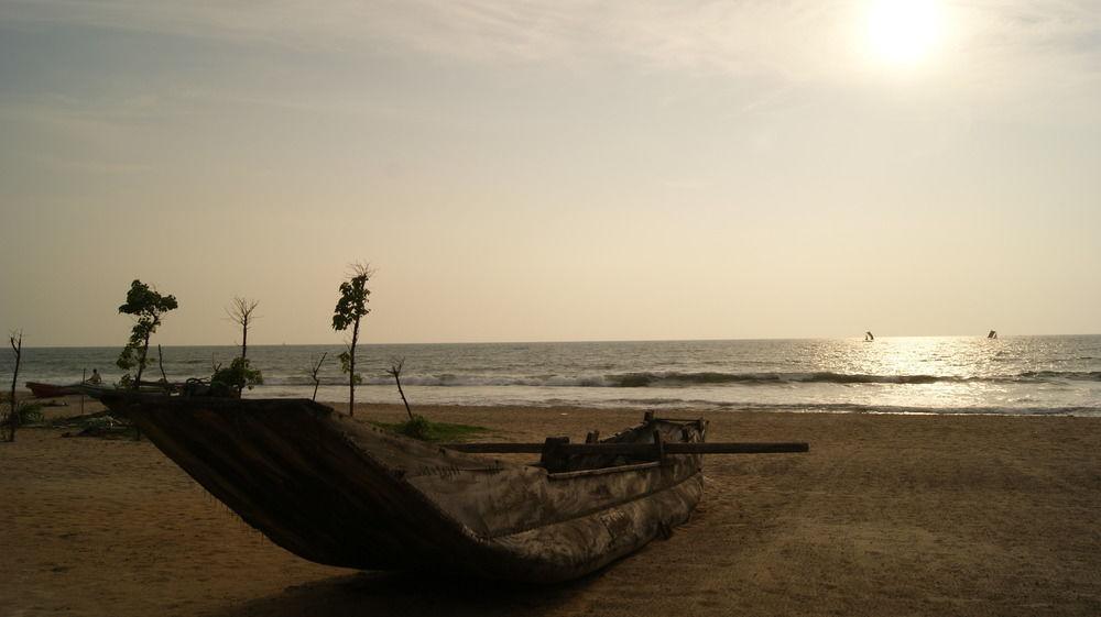The Cove Hotell Negombo Exteriör bild